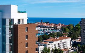 Hotel WOW